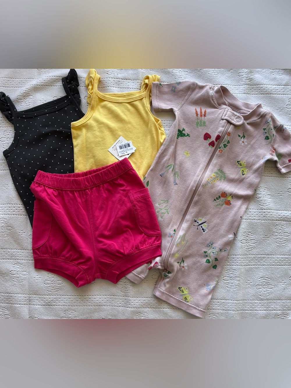 Toddler Girl Bundle 18–24M | Hanna Andersson + Tea Set